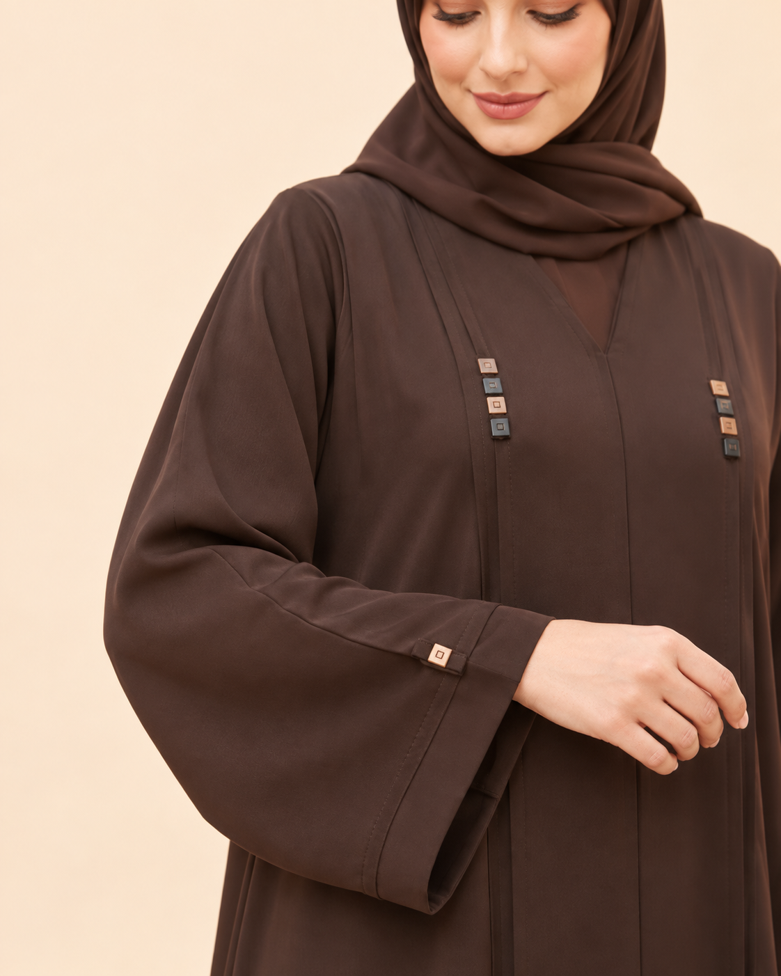 FAYRA Mocha Square-Detail Abaya